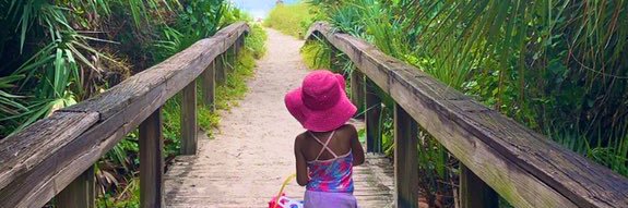 LIVandLoveee's profile banner image