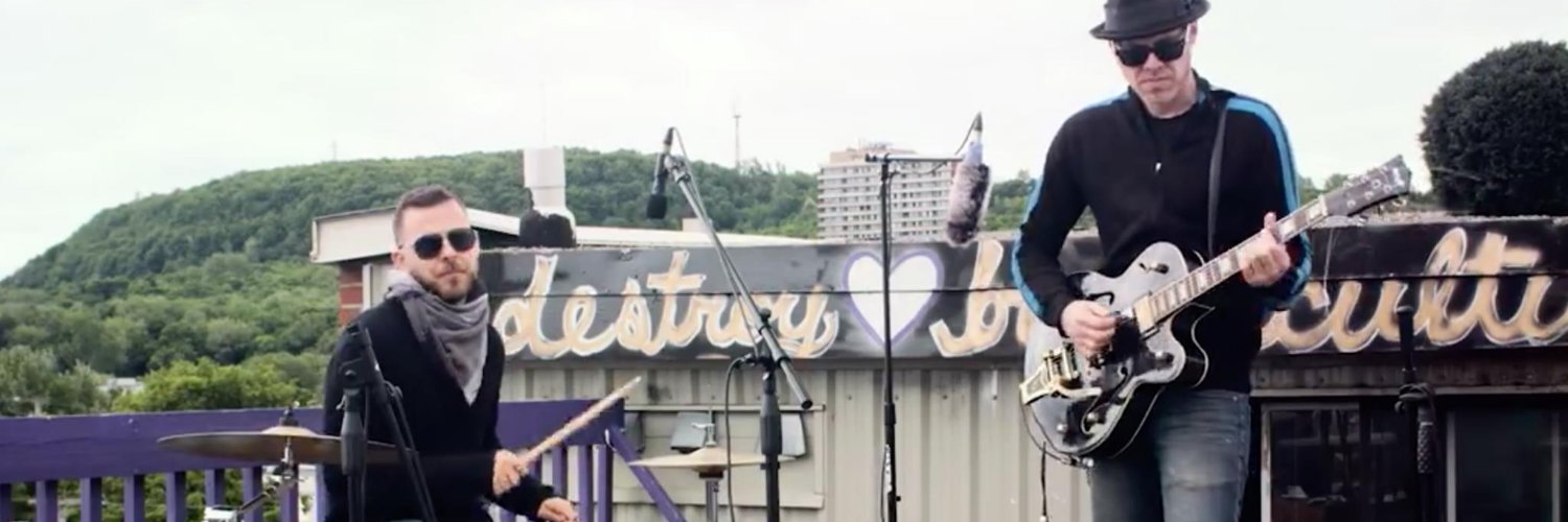 skinnybros's profile banner image