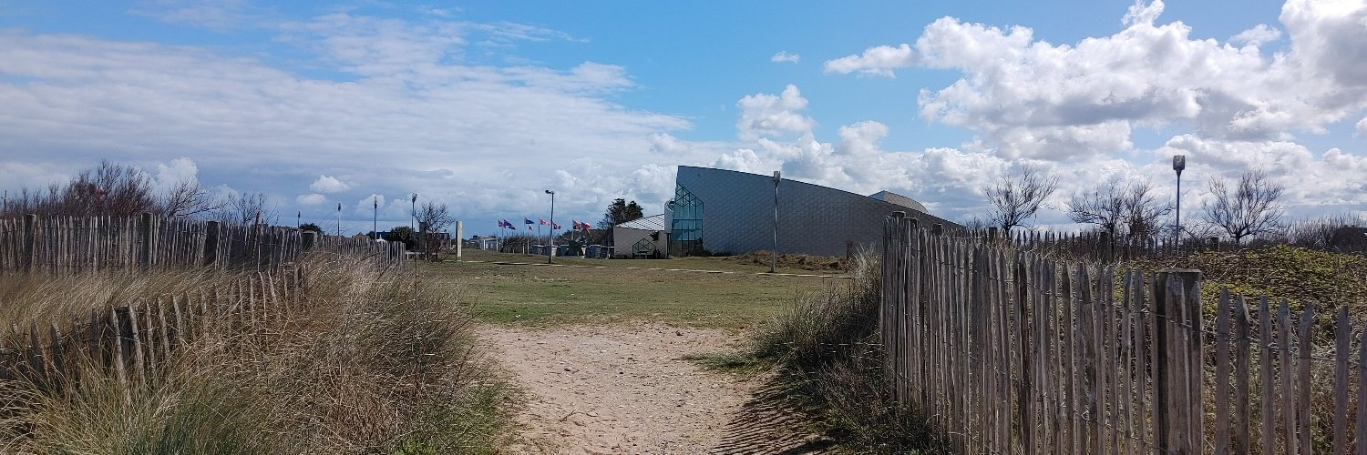 Alex Black 🇺🇦 🇨🇦 banner