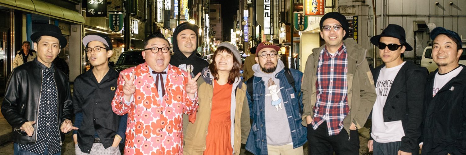 ay0322's profile banner image