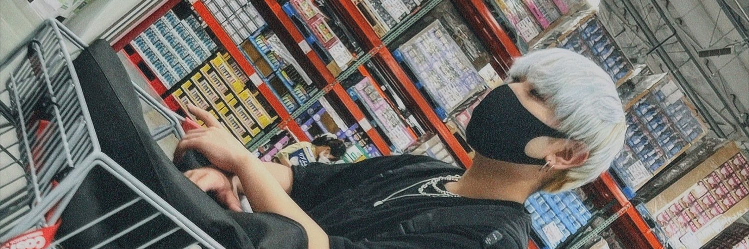 7qKr0's profile banner image