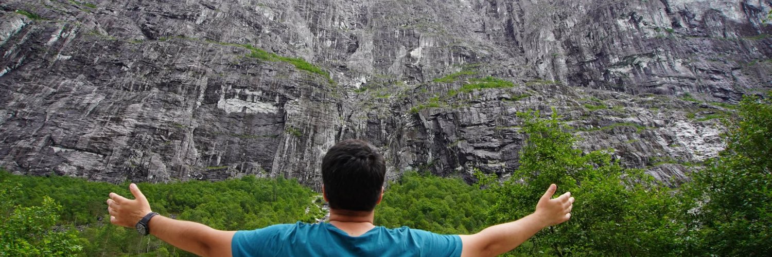 Malayjerdi's profile banner image