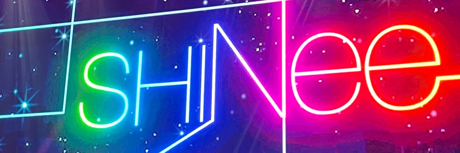 aux_atia's profile banner image
