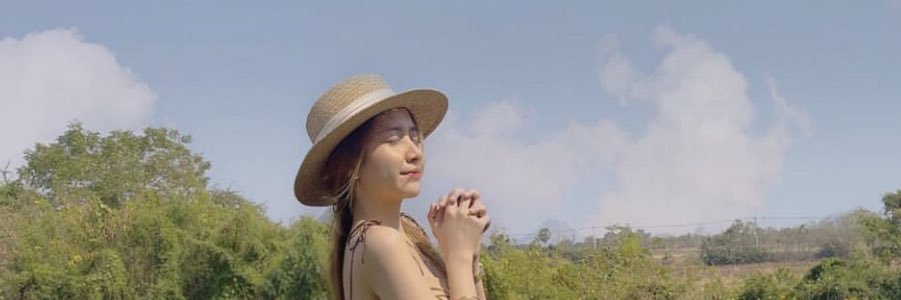 helen8832's profile banner image
