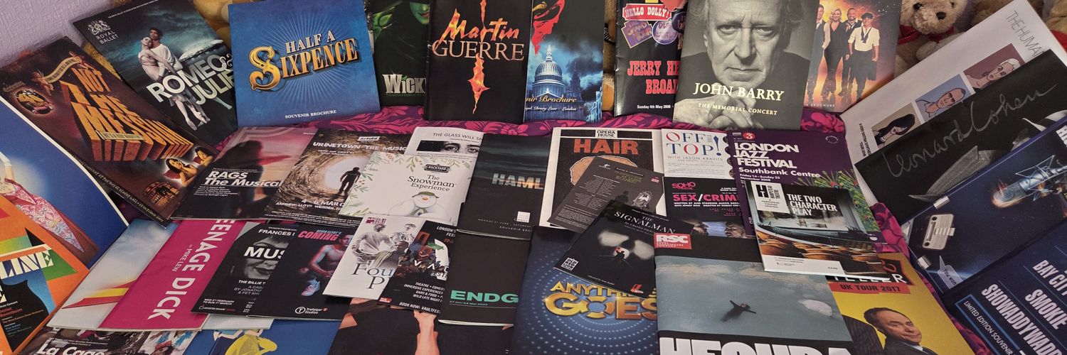 Louise Penn (LouReviews) banner