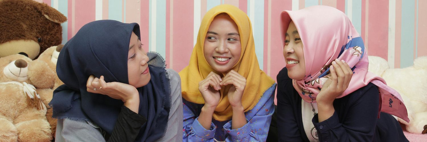m_atiek's profile banner image