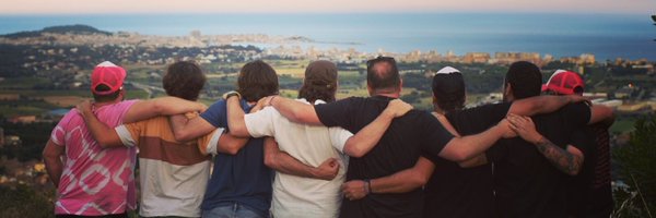 di_versiones Profile Banner