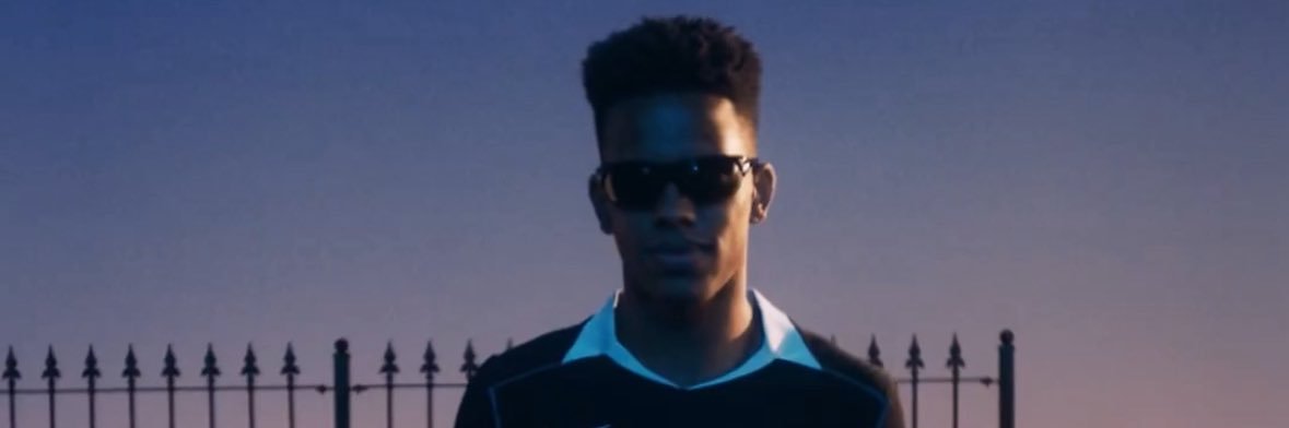 iluvdnny's profile banner image
