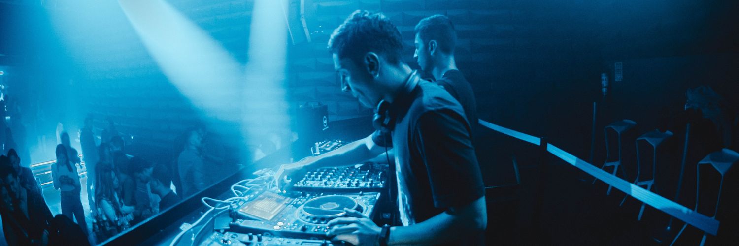 juandg8's profile banner image