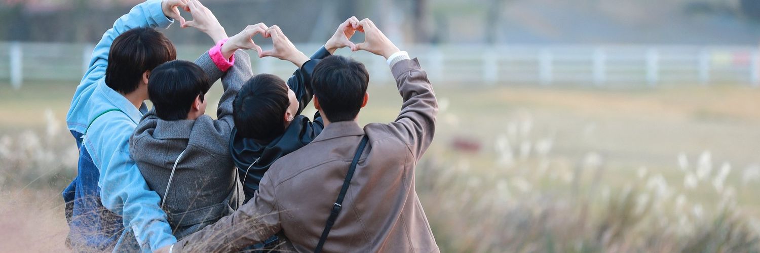 kkwangstar's profile banner image