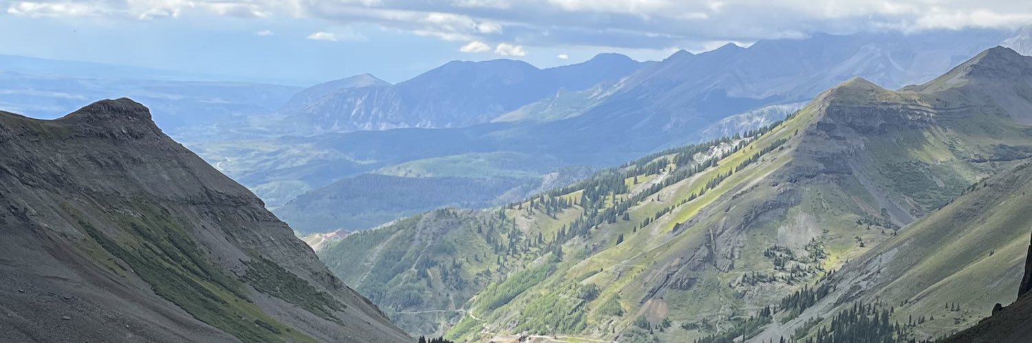 halesthomps's profile banner image
