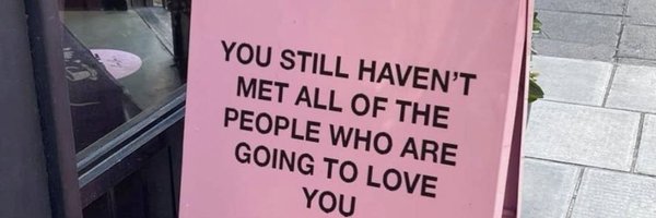 SUZIE_PHOM Profile Banner