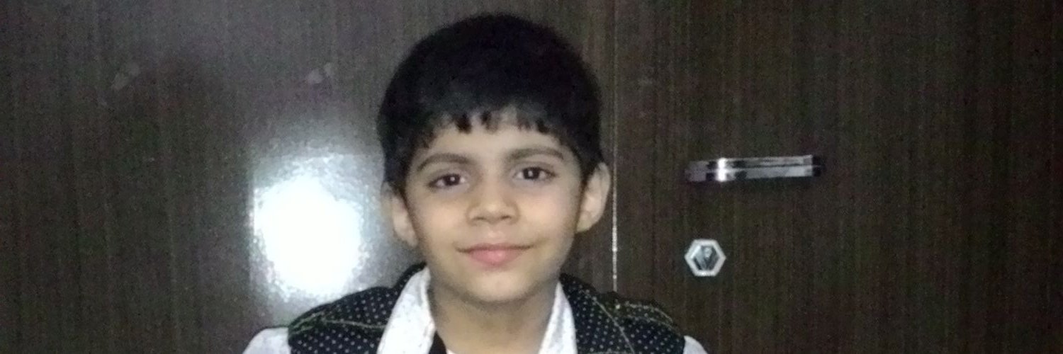 tinushav's profile banner image