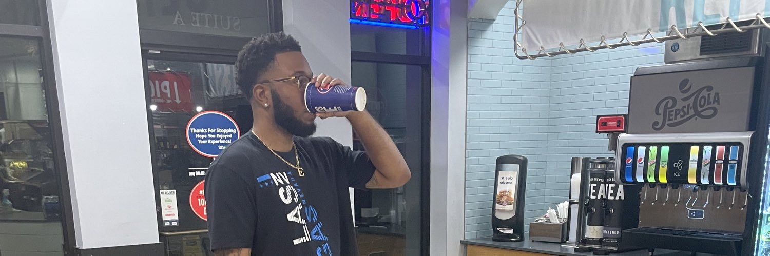 _Ezzy2x's profile banner image