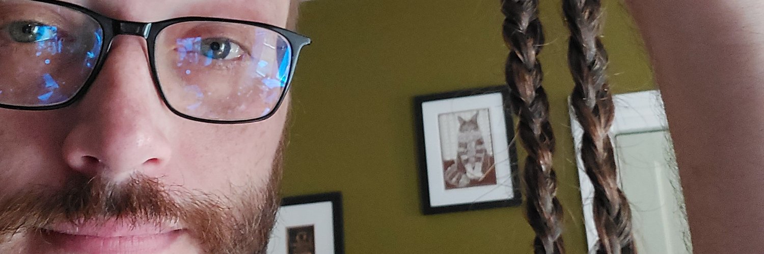 malhaku's profile banner image