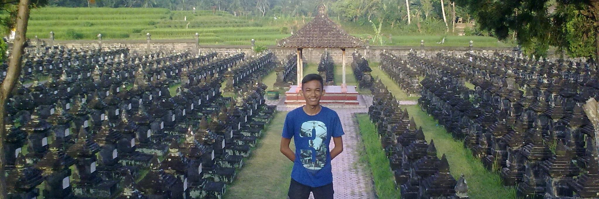 PutuAndi's profile banner image