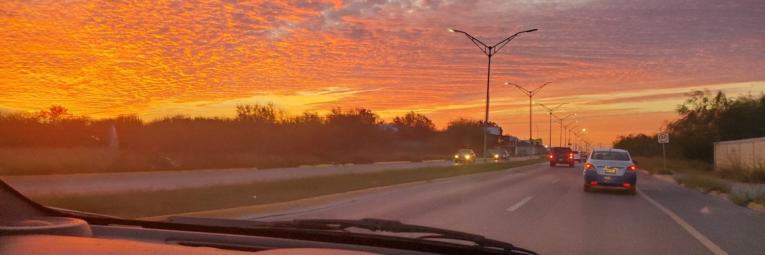 ROSARIOLARA4's profile banner image