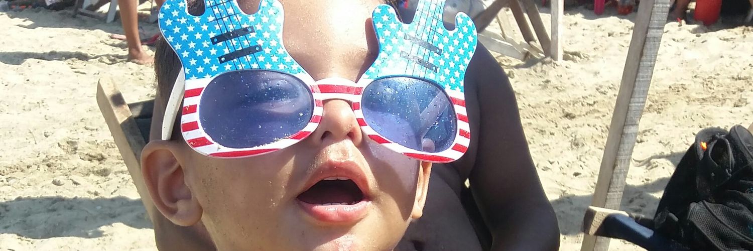 esthefany mata banner