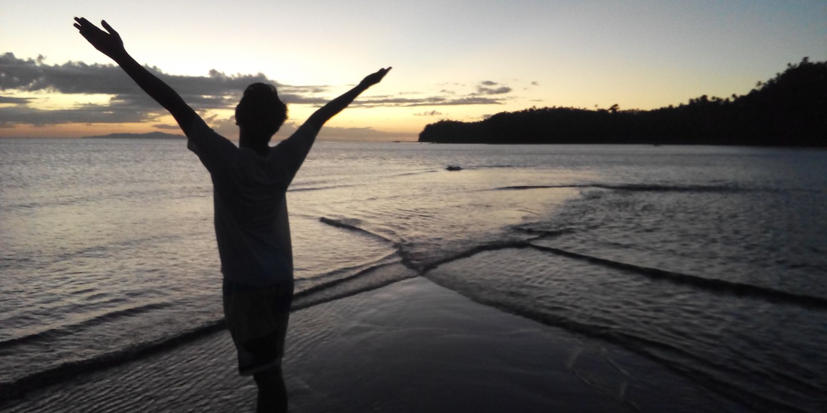 ahryhelle18's profile banner image