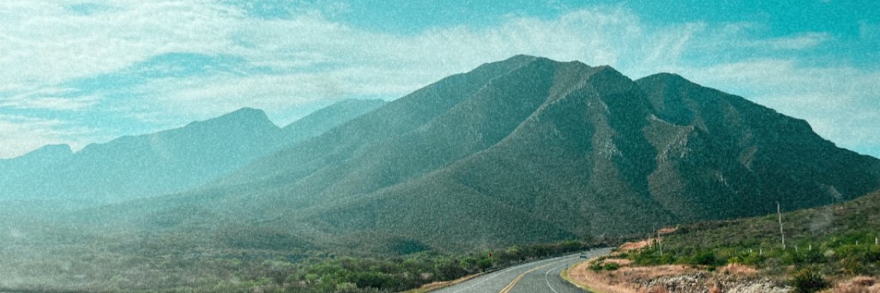 yyaadira's profile banner image