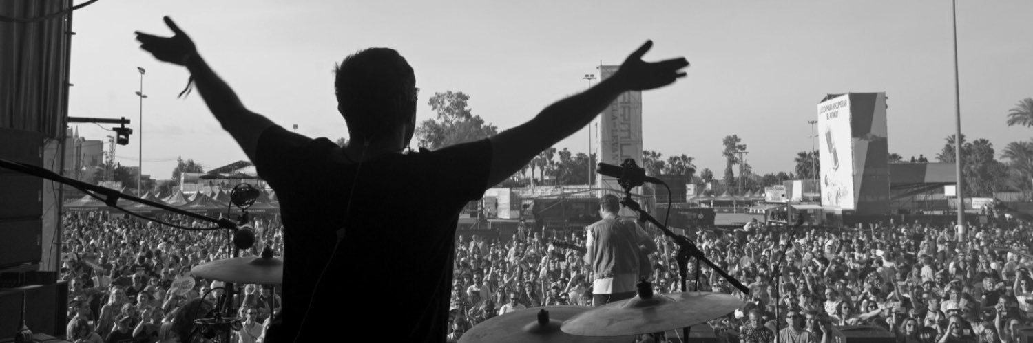 dumdaca's profile banner image