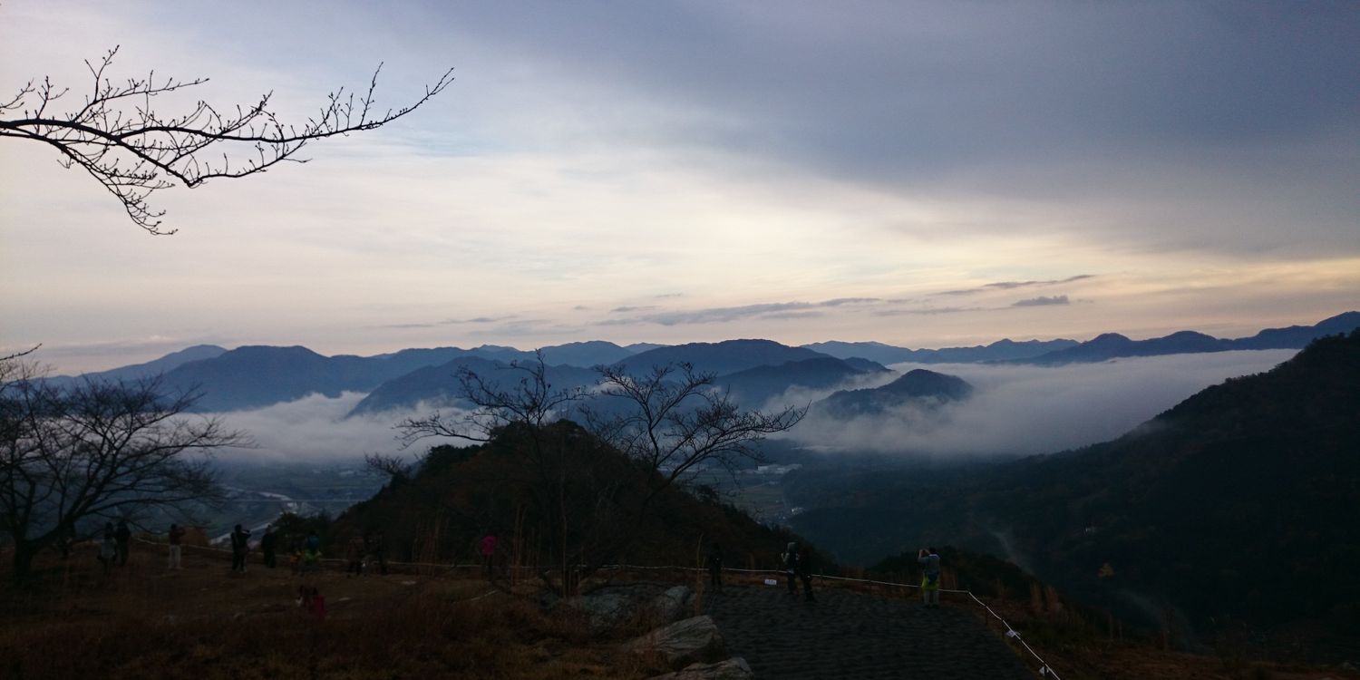 DearDEAR1127's profile banner image