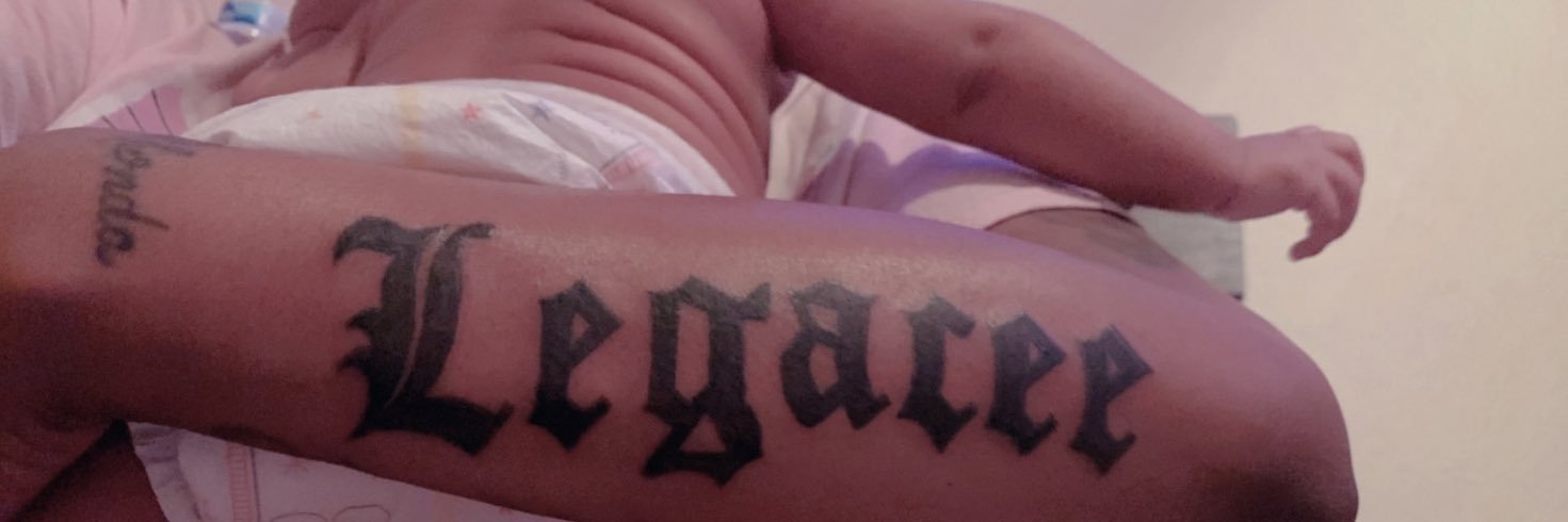 iKayRenee's profile banner image