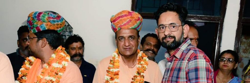 SaraswatMonu's profile banner image