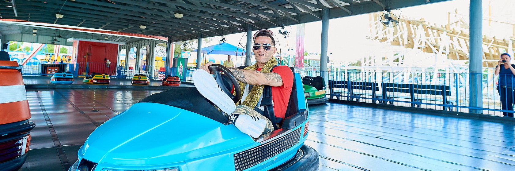devinlima's profile banner image