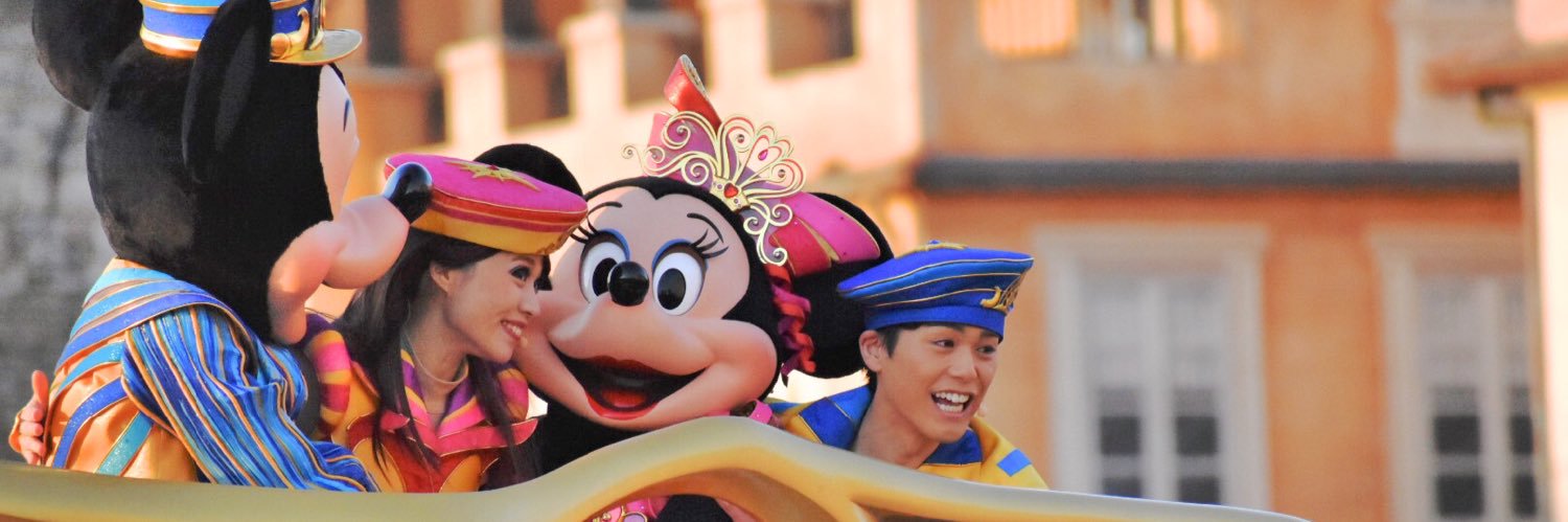 c_h1122's profile banner image
