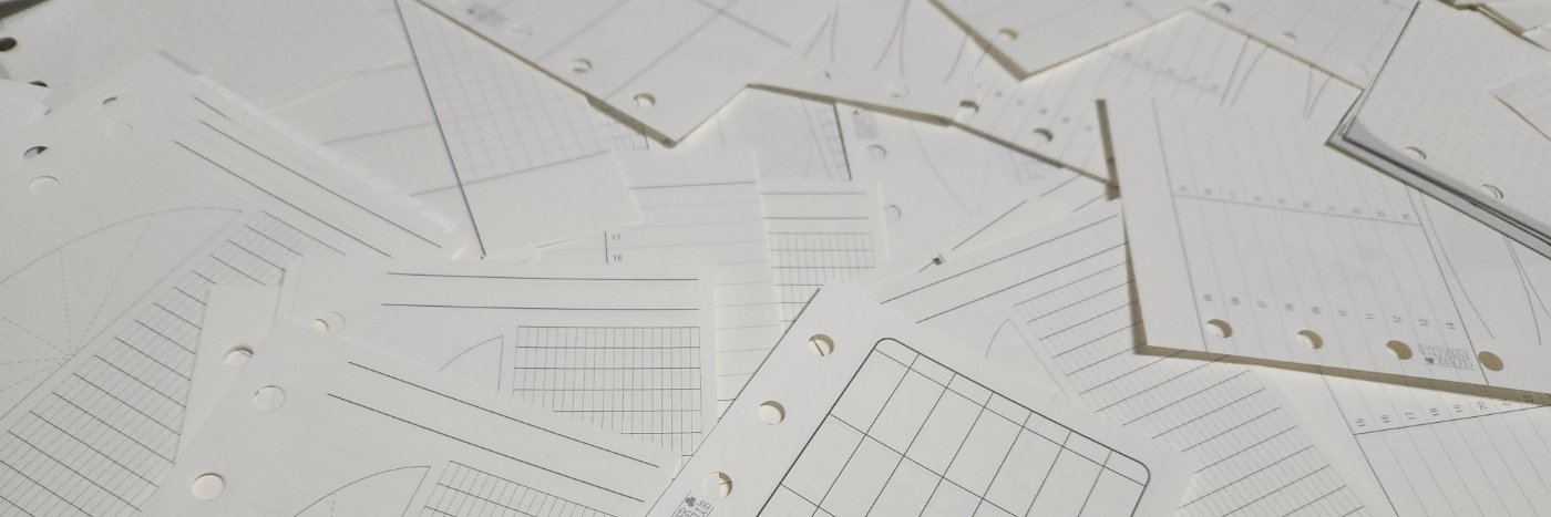 (속지판매중) 토끼풀 banner