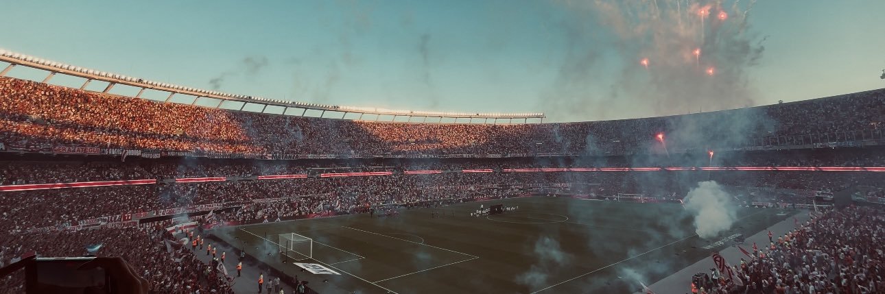 valengramundo's profile banner image