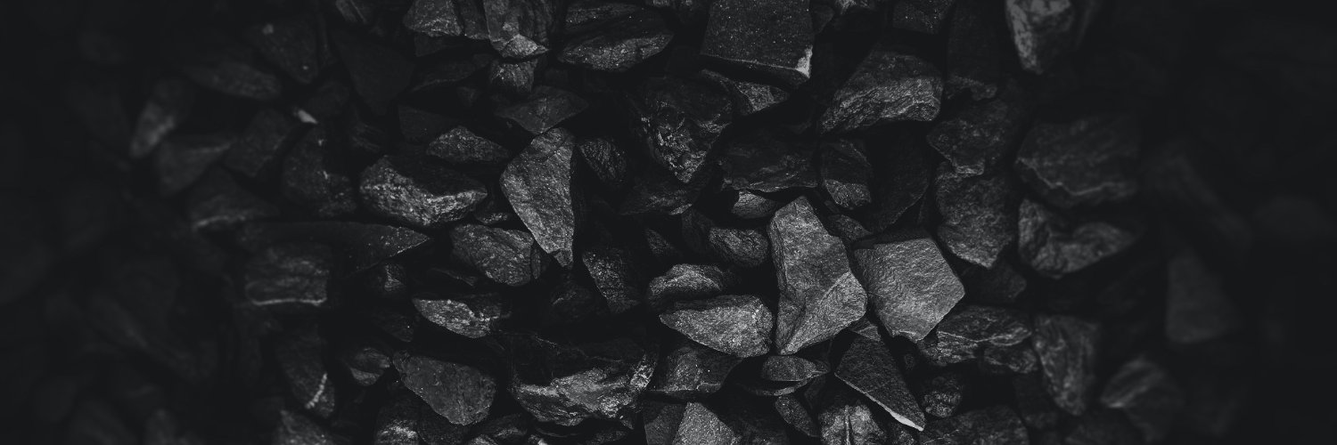 𝔻ℝ𝔸𝔾𝕆𝕊ℝ𝕆𝔹𝔼ℝ𝕋ℕ • he/him banner