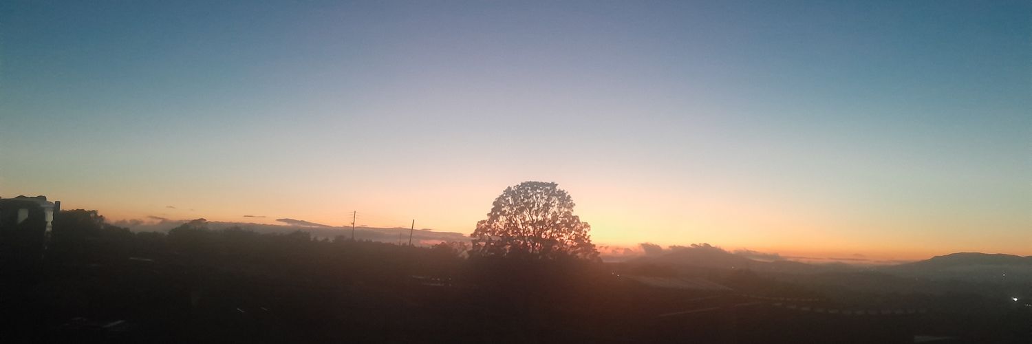 zuke8's profile banner image