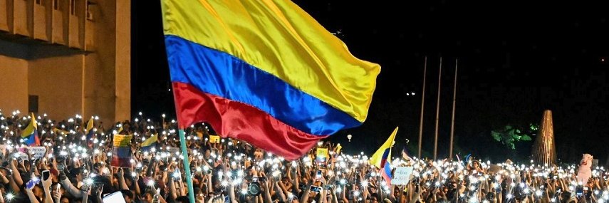 viviluna2001's profile banner image