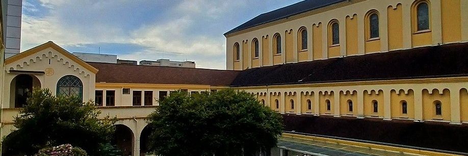 sepatini's profile banner image