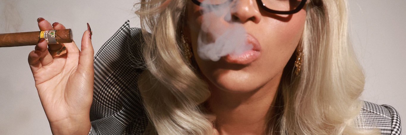 solsoleilx's profile banner image