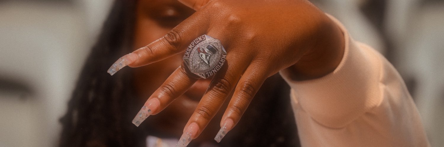 DEFINED_ASHLEY's profile banner image