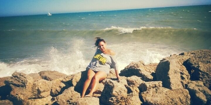 AmandaAvila95's profile banner image