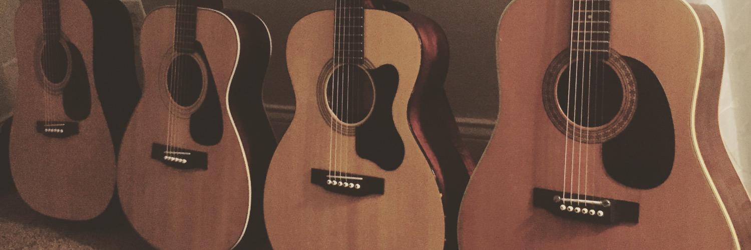 Em ✌ banner