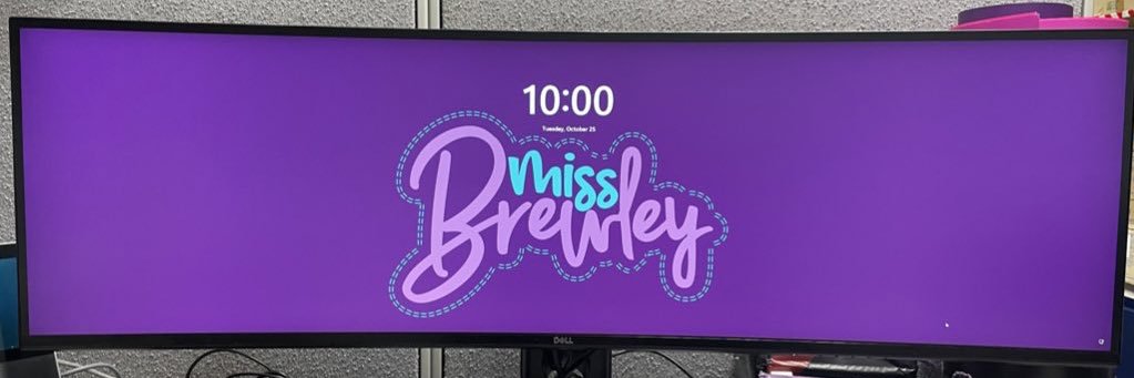 adeeyis's profile banner image