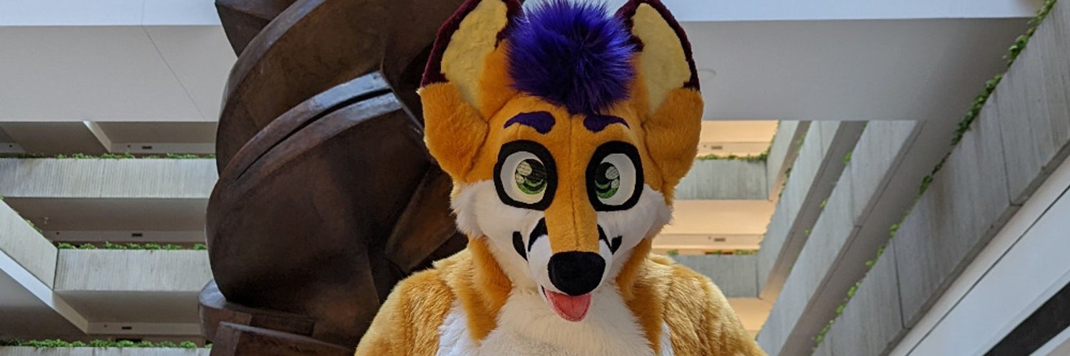 DeaneTheFox's profile banner image