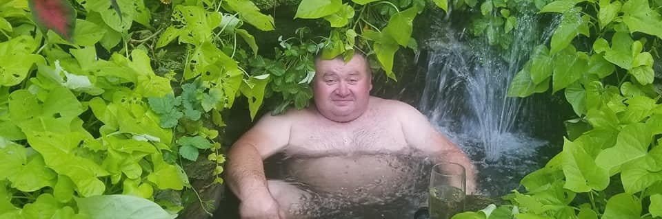 peteonion's profile banner image