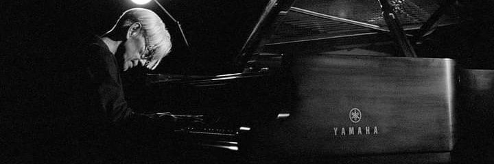 kzmt11's profile banner image