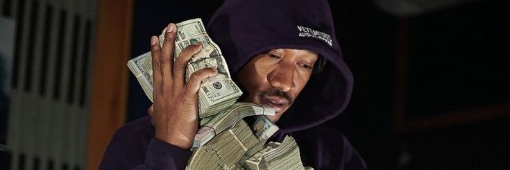 “ R A ⚡️O R “ banner