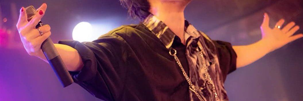 beniuta's profile banner image