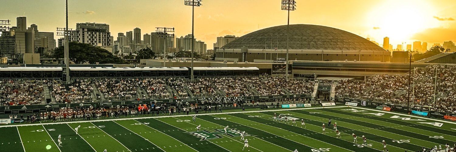 Hawaii Football's banner