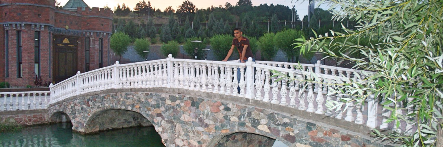 Ariasharokh's profile banner image