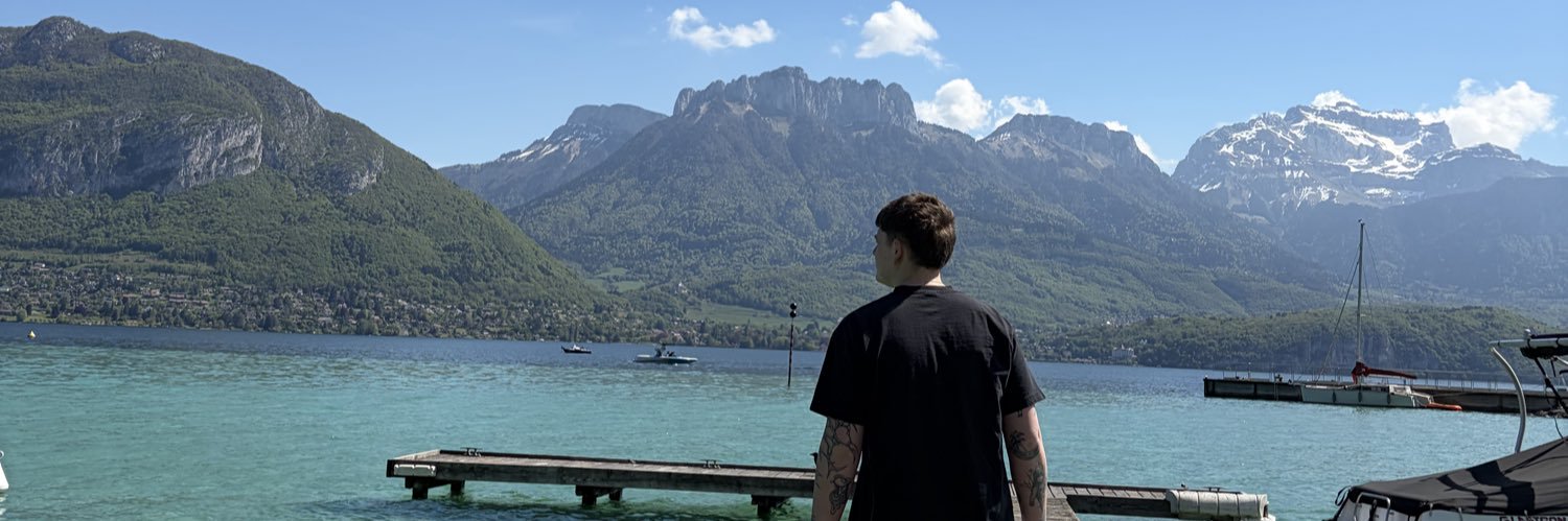 manonbcqb's profile banner image