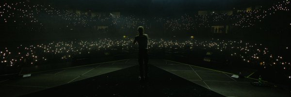 IRAMAPLUME Profile Banner
